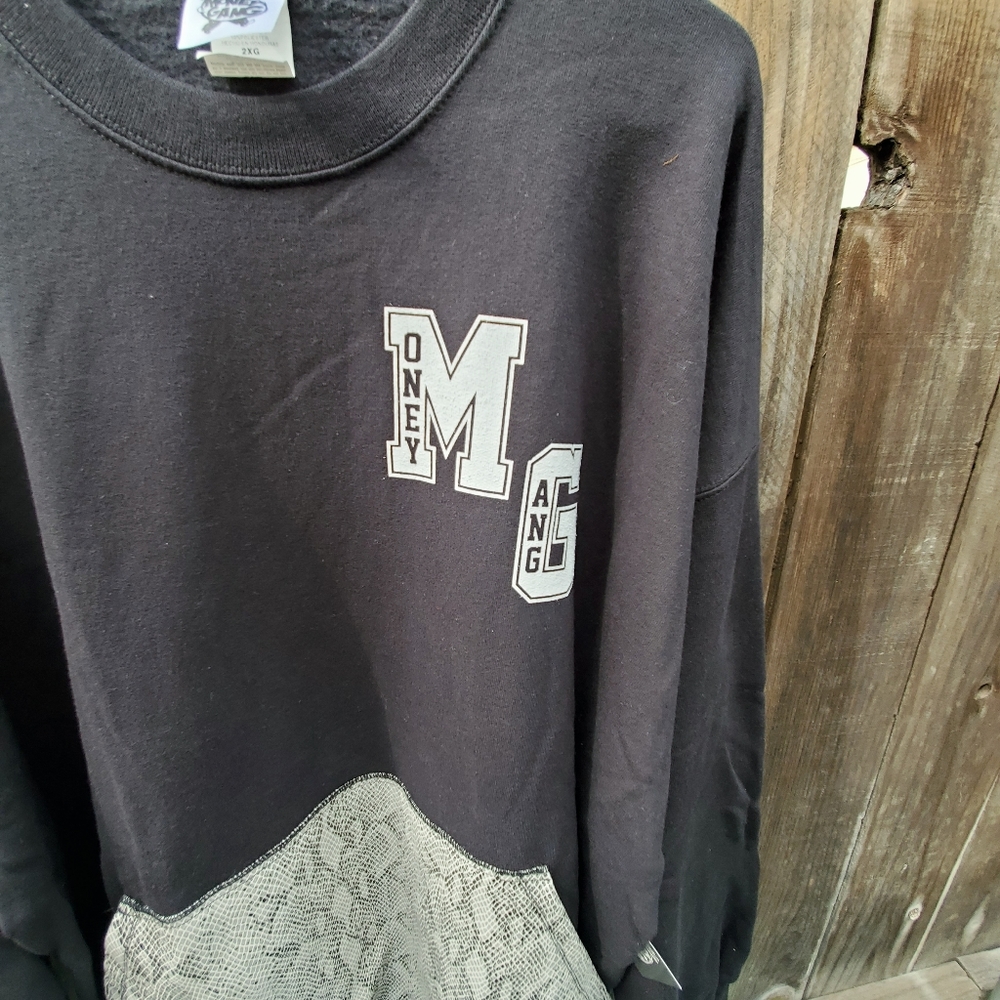 Sweater - Picture 4 of 8